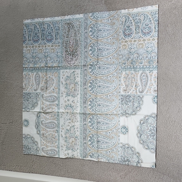 Pottery Barn Organic Cotton Euro Shams (3) - Picture 2 of 4